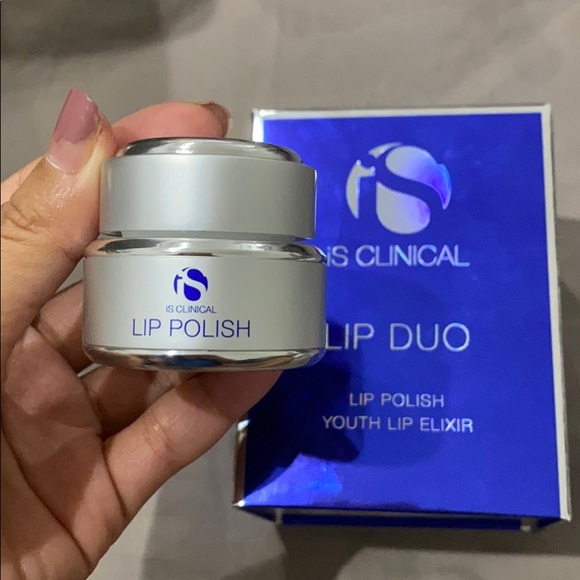 SOLD✨ iS CLINICAL lip polish & youth lip elixir - Picture 5 of 8